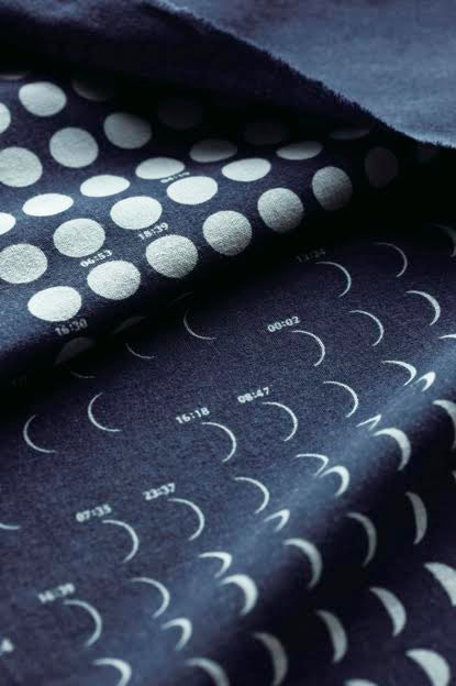 NEW!! 2027 Moon Calendar MARU “丸(まる)“【差し替え用】上下縫製済み