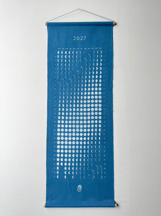 NEW!! 2027 Moon Calendar MARU "丸(まる)"空色 (pale blue)